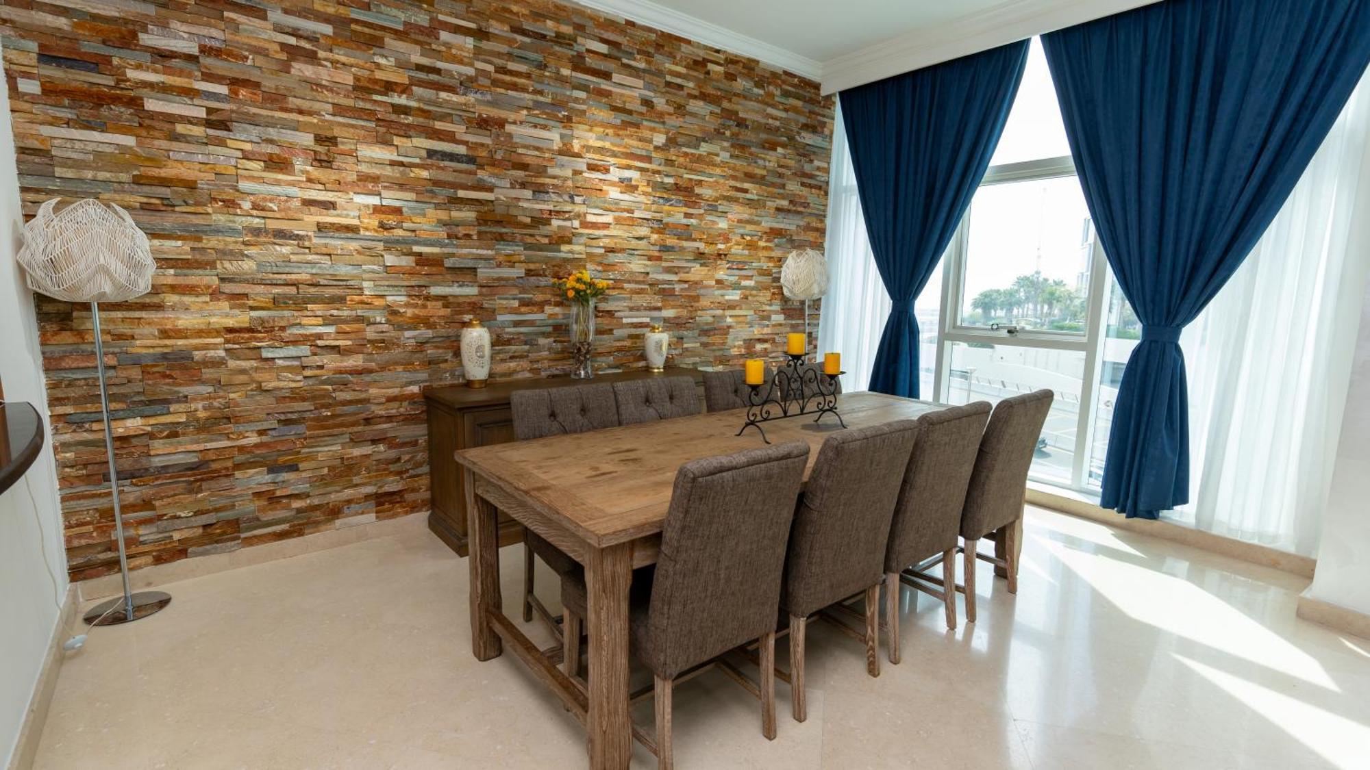 Holidays R Us 2 Bedroom Panoramic View Apartment *