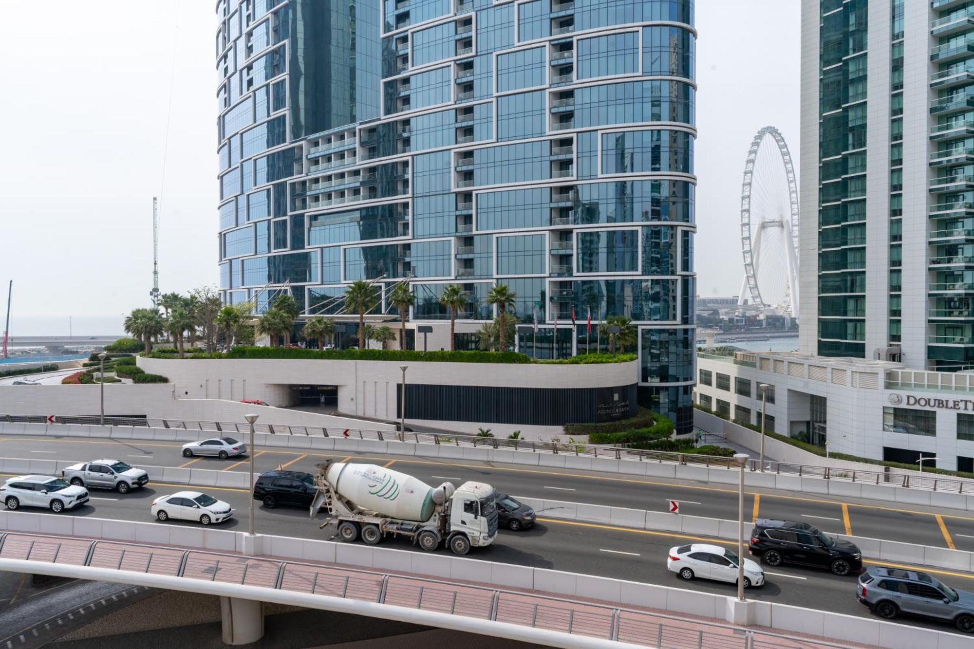 Apartment Holidays R Us 2 Bedroom Panoramic View *