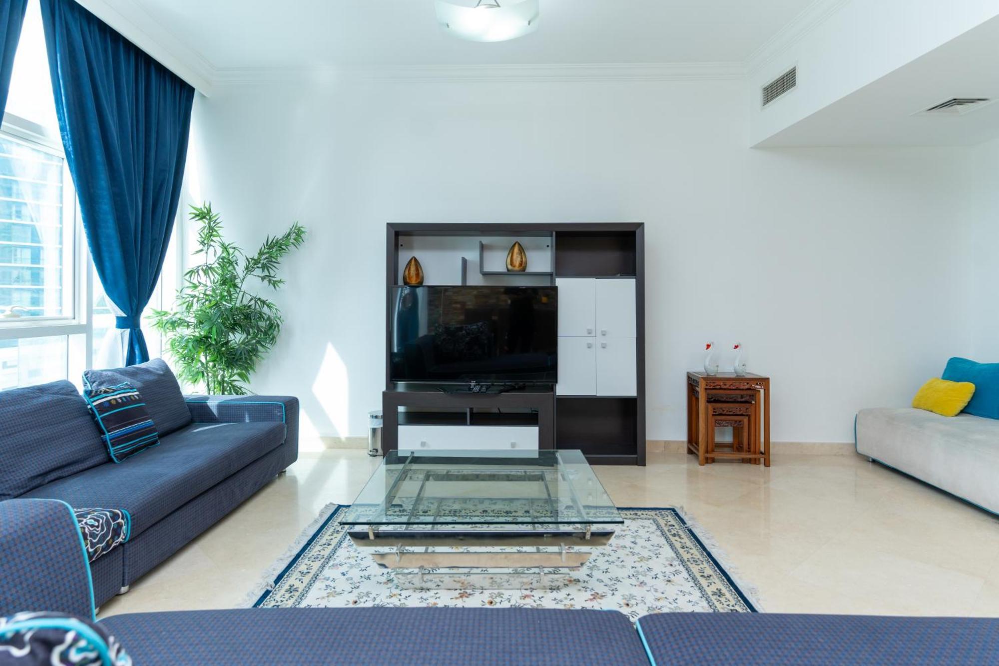 Apartment Holidays R Us 2 Bedroom Panoramic View Dubai