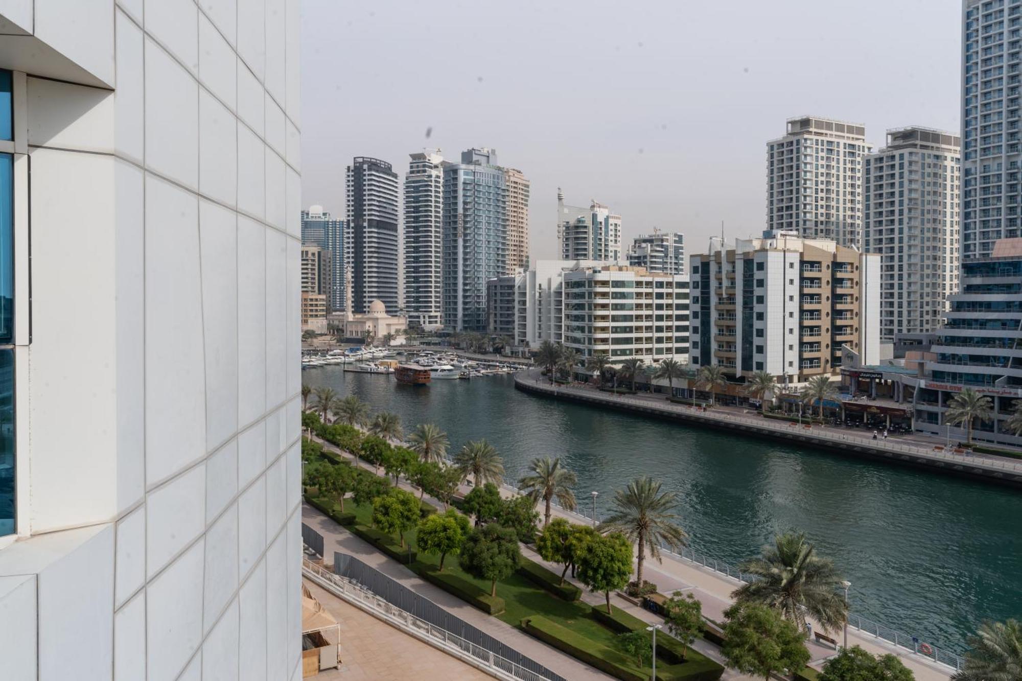 Apartment Holidays R Us 2 Bedroom Panoramic View Dubai