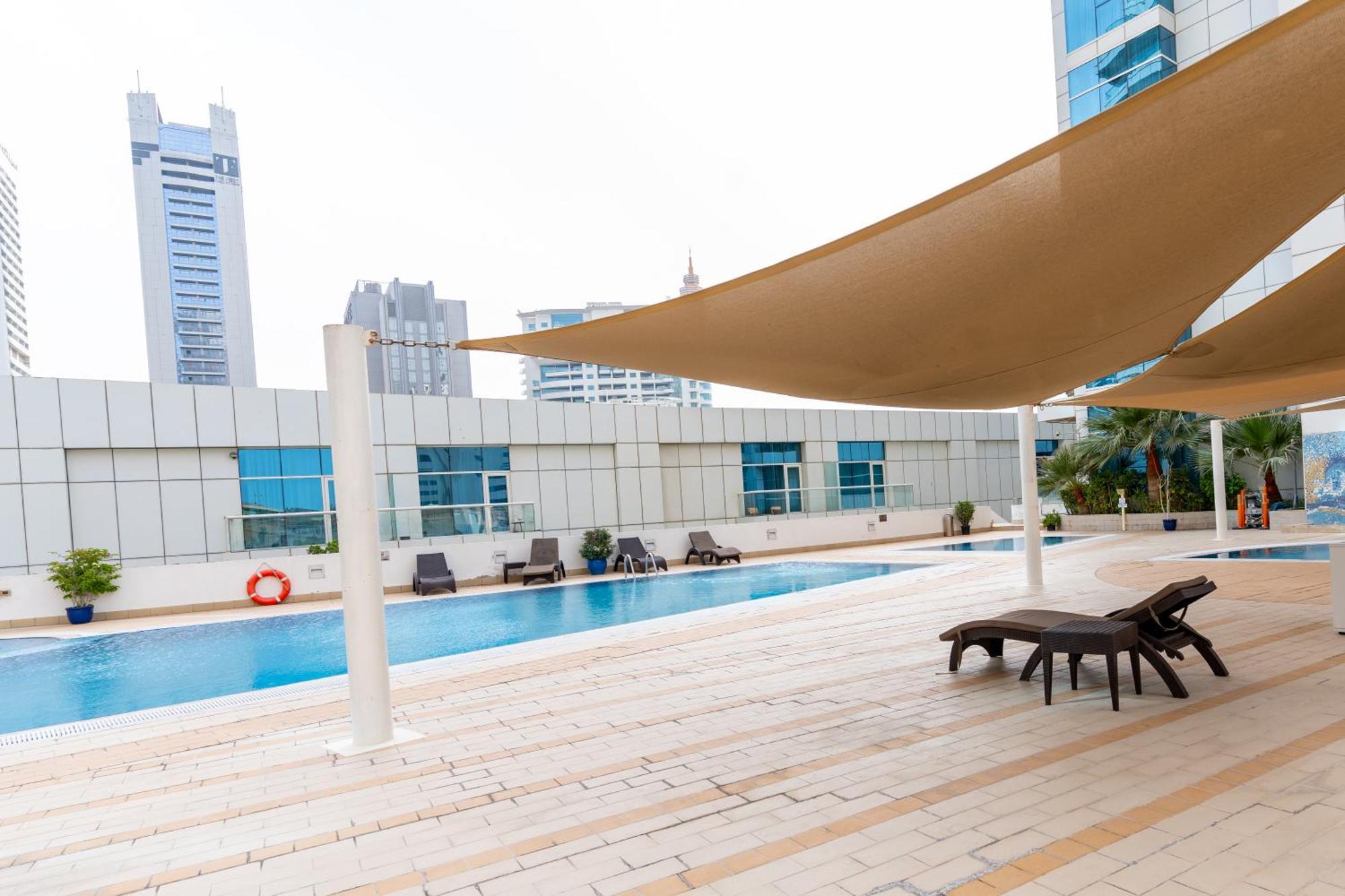 Holidays R Us 2 Bedroom Panoramic View Apartment *